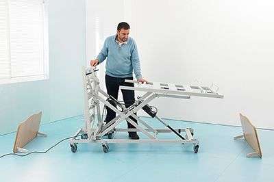 Cama Transportable con Carro Elevador – Málaga sin Kit de Transporte