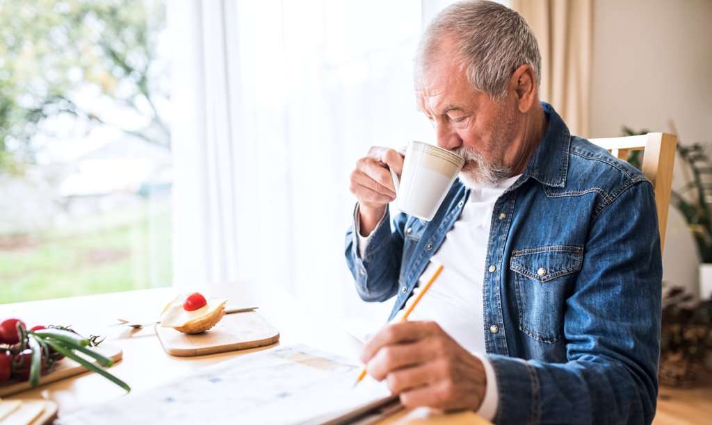 Cómo asegurar una dieta equilibrada y adecuada para personas mayores en necesidad de cuidados especiales