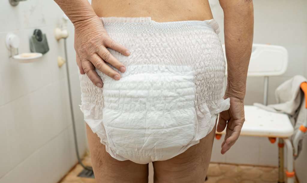 Cómo manejar la incontinencia en personas mayores en situación de dependencia.